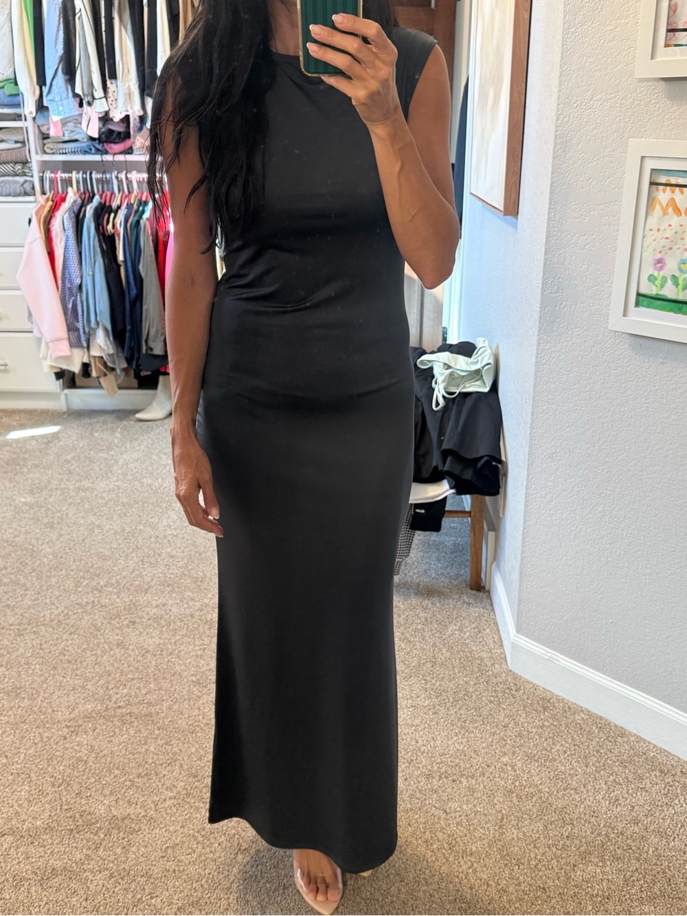H&M Black Sleeveless Maxi Dress